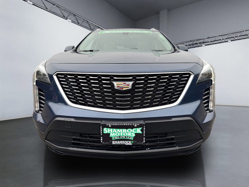 Used 2019 Cadillac XT4 Luxury w/ Cold Weather Package image 9