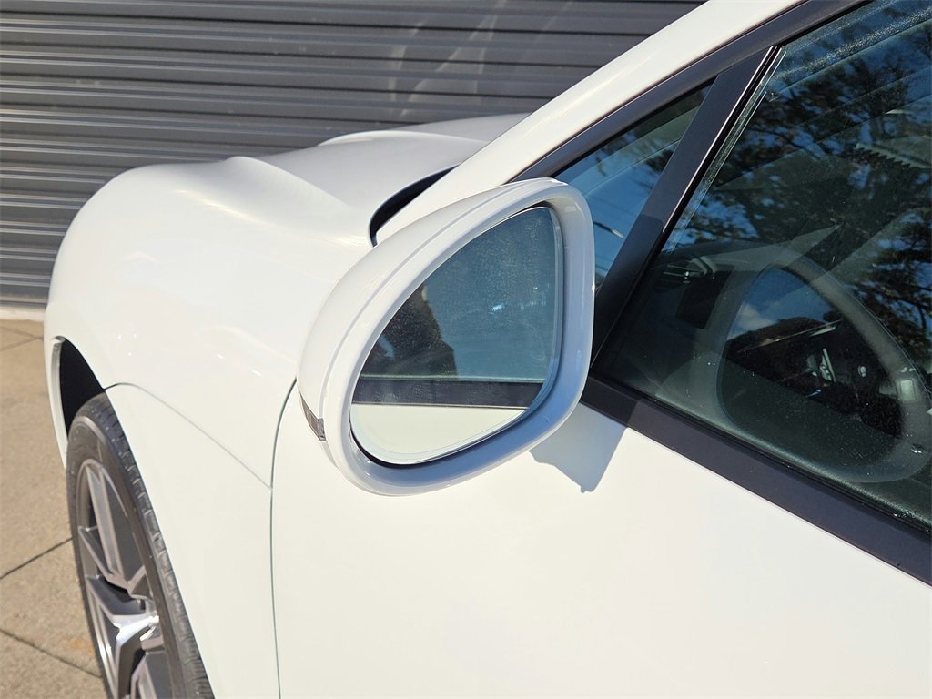 New 2026 Porsche Macan image 58