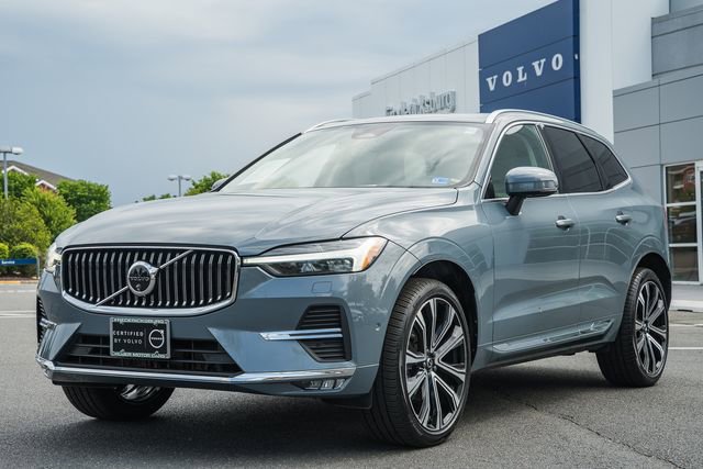 Certified 2023 Volvo XC60 B5 Ultimate w/ Climate Package AWD/4WD image 3