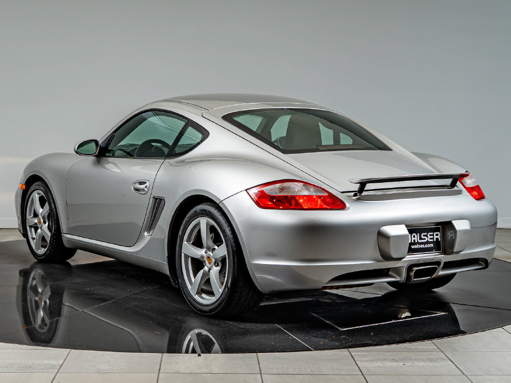 Used 2007 Porsche Cayman RWD image 2