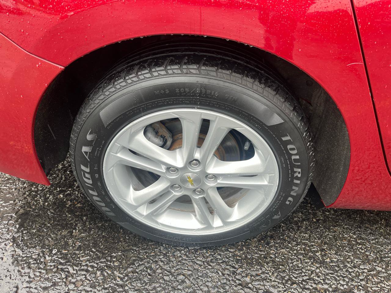 Used 2018 Chevrolet Cruze LT w/ Convenience Package FWD image 13