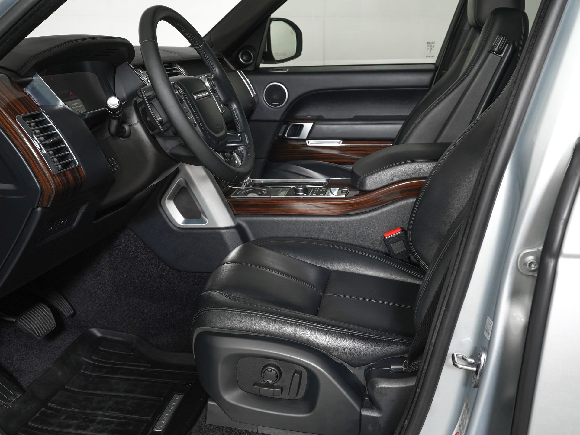 Used 2016 Land Rover Range Rover AWD/4WD image 15