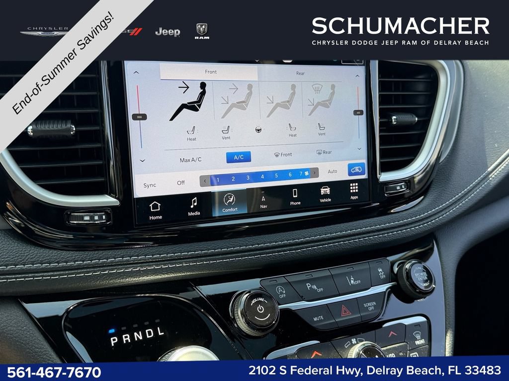 New 2027 Chrysler Pacifica Limited FWD image 16