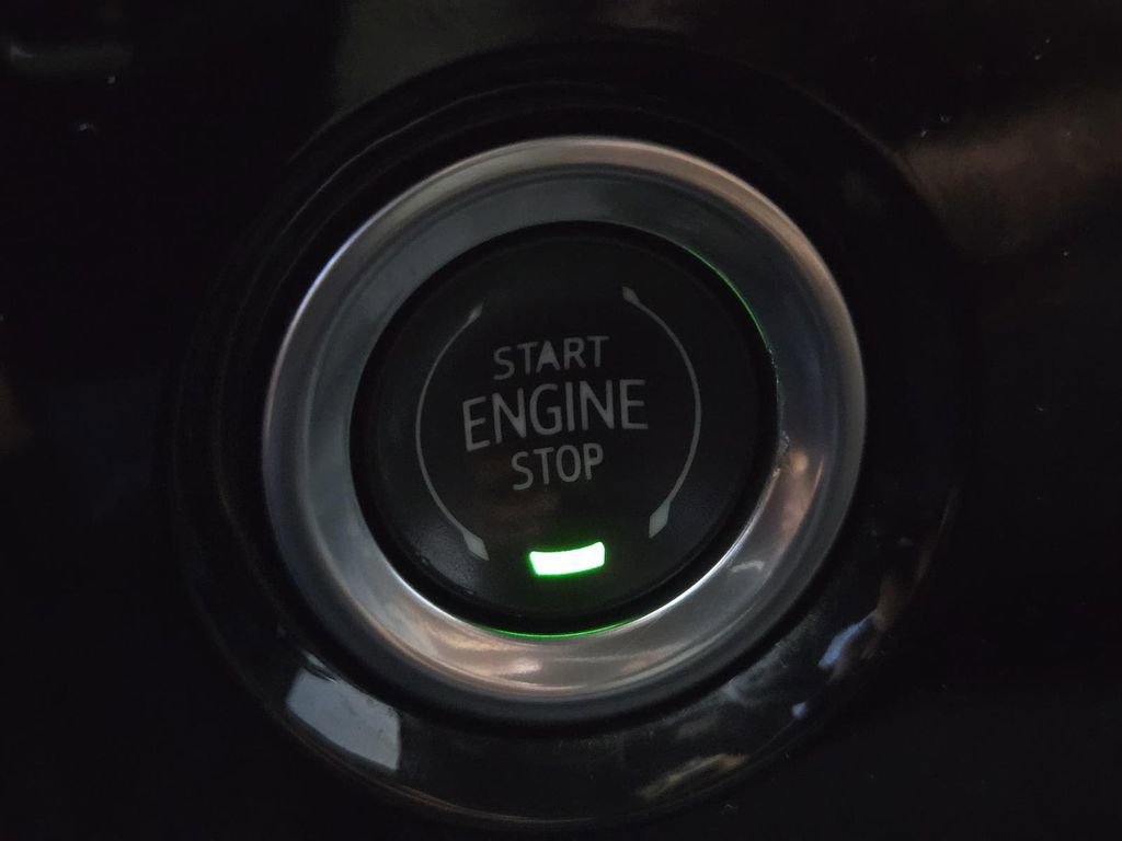 Used 2023 GMC Sierra 1500 Elevation image 27