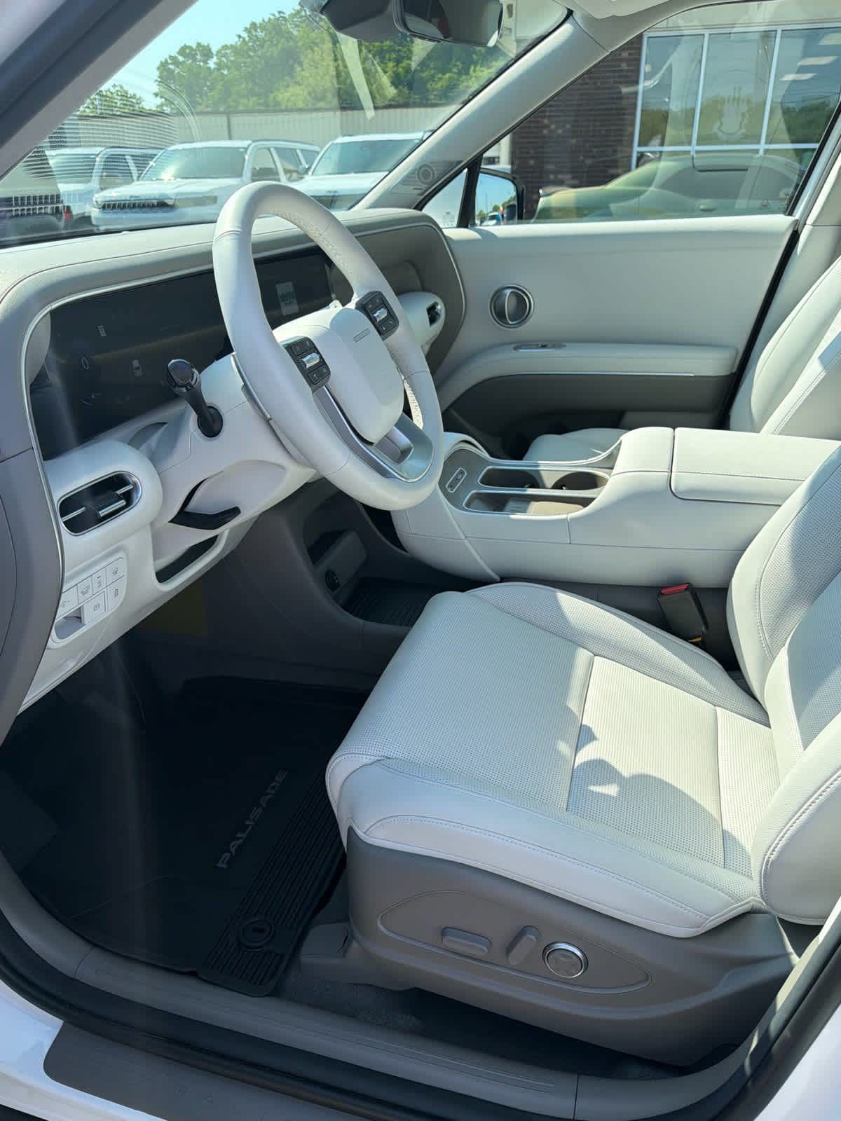 Used 2026 Hyundai Palisade Limited AWD/4WD image 14