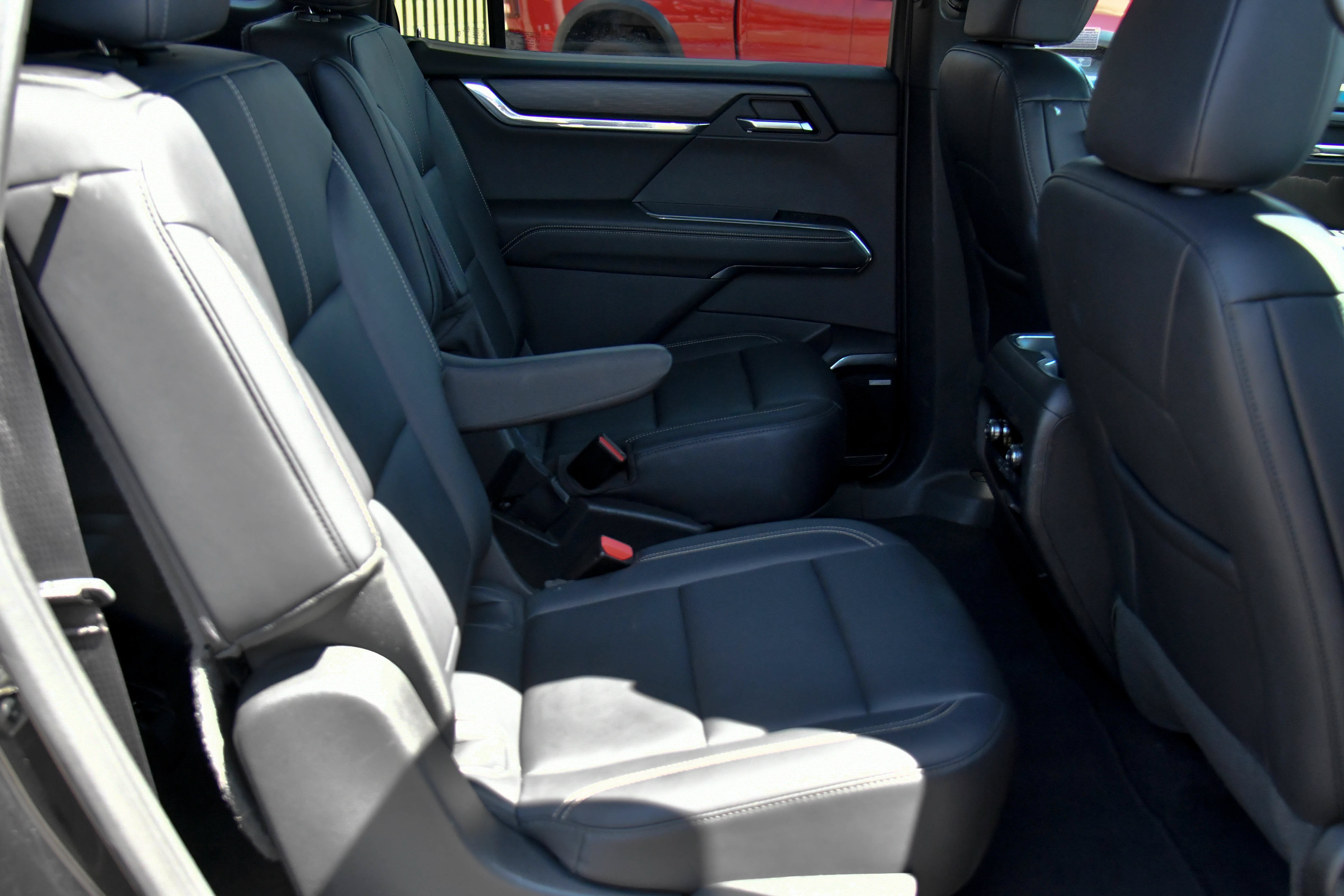 Used 2024 GMC Acadia Elevation FWD image 50