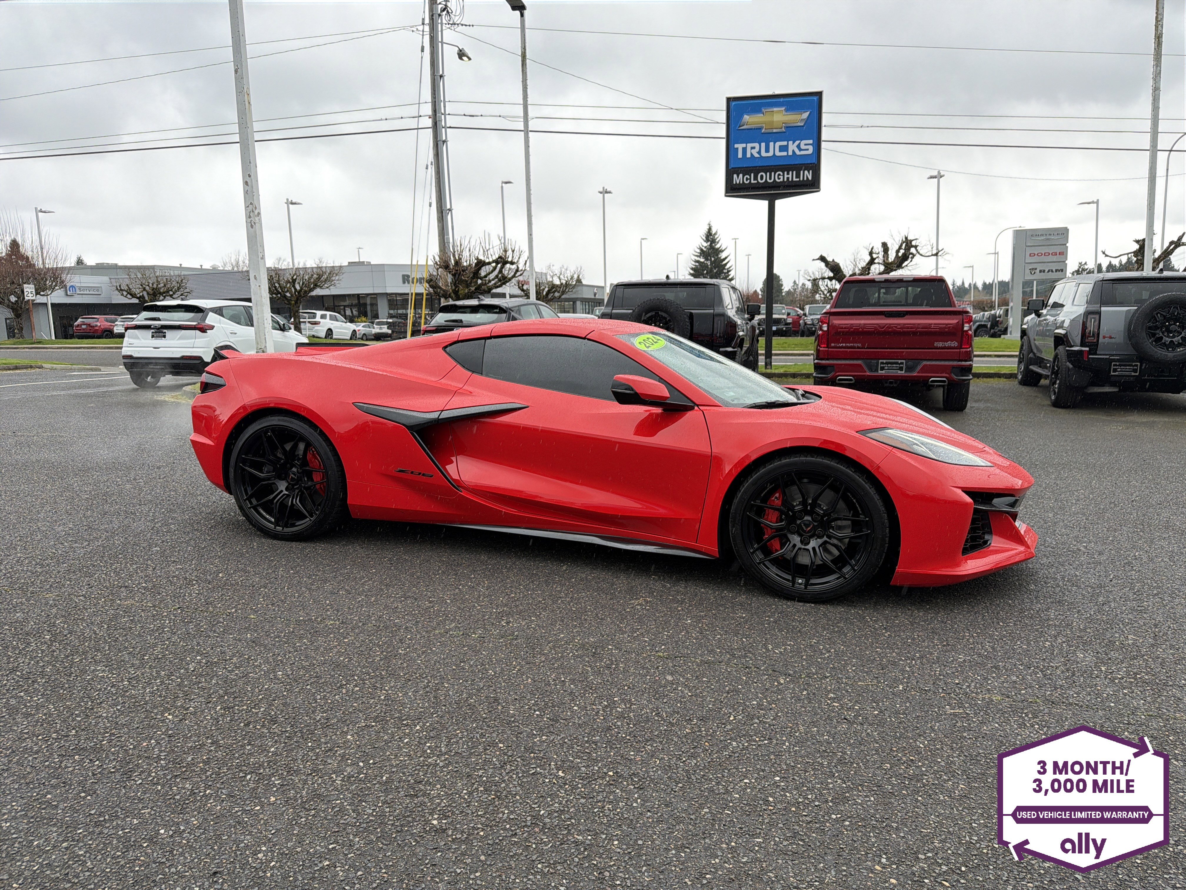 Used 2024 Chevrolet Corvette Z06 RWD image 7