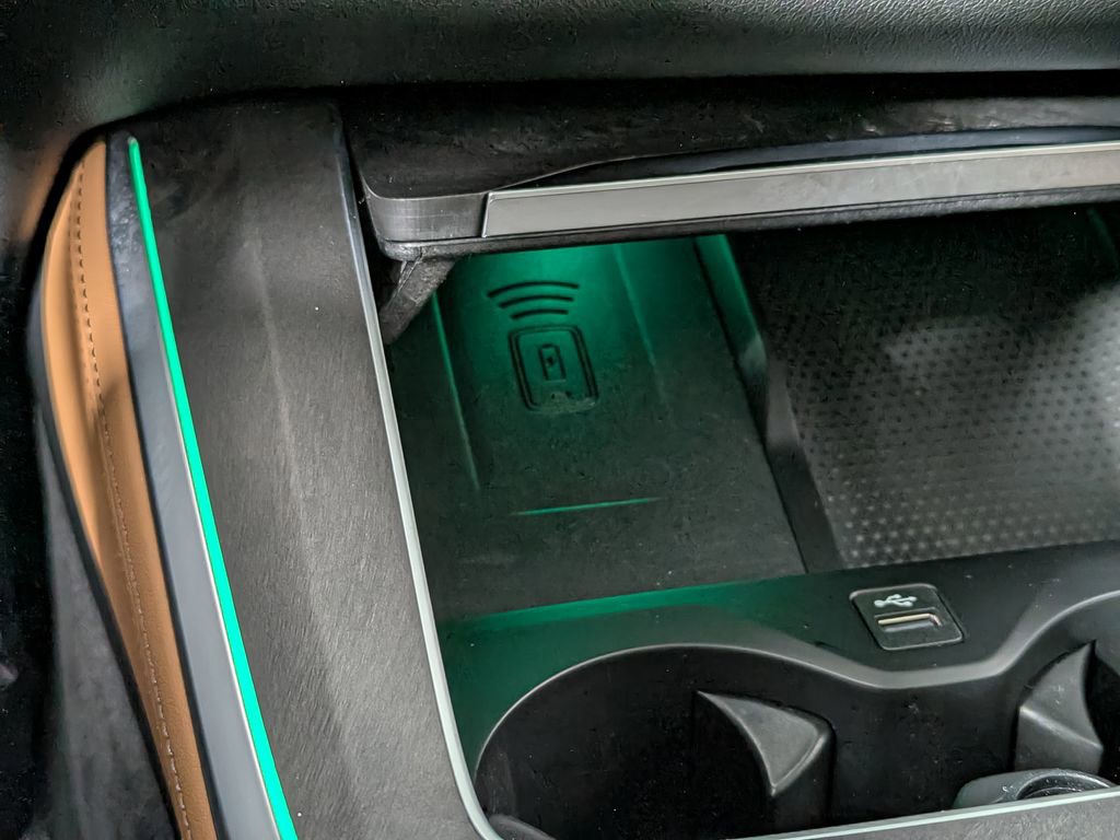 Used 2025 BMW X5 xDrive50e w/ Premium Package image 34