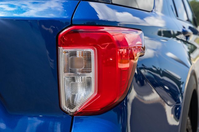 Used 2020 Ford Explorer Limited image 7