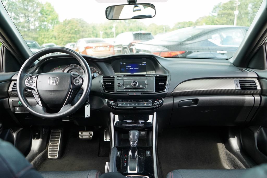 Used 2017 Honda Accord Sport Special Edition image 10