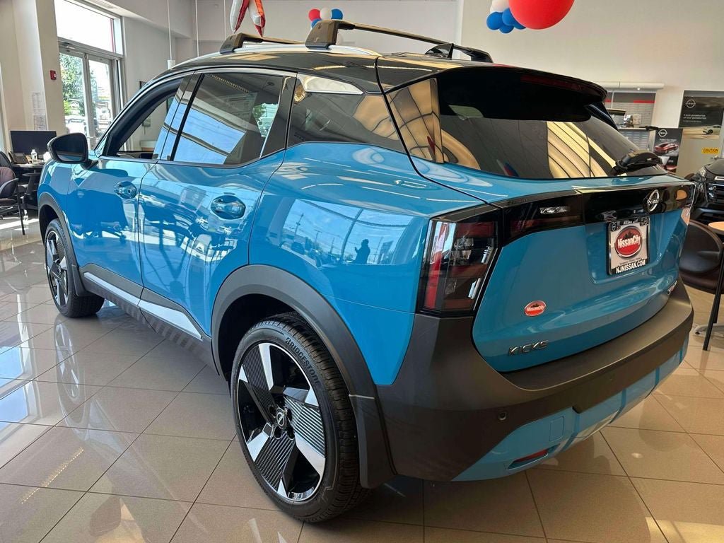 New 2026 Nissan Kicks SR w/ Illumination Package AWD/4WD image 9