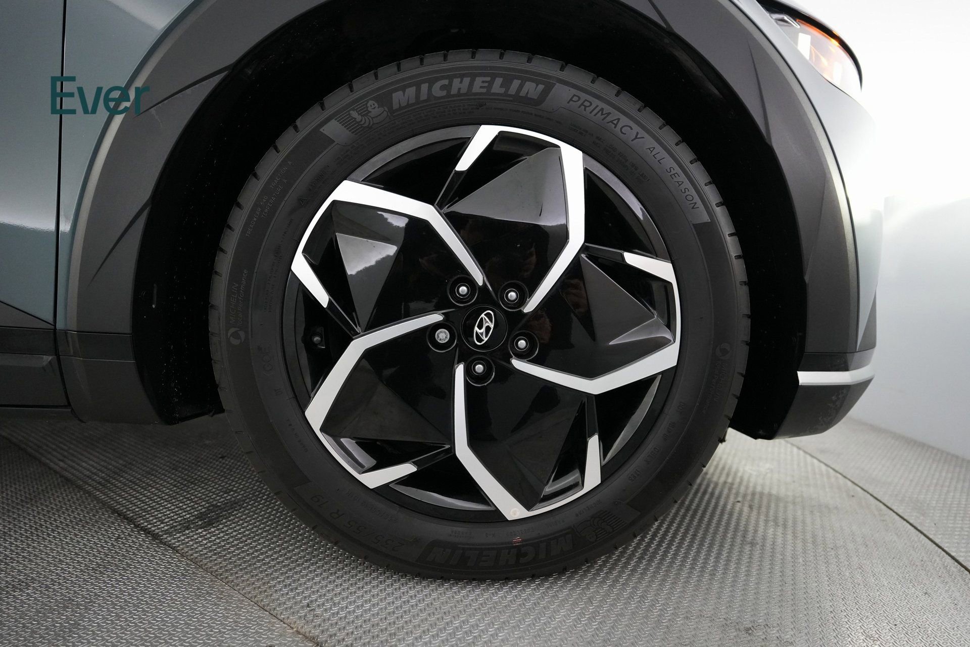 Used 2024 Hyundai Ioniq 5 SEL image 19