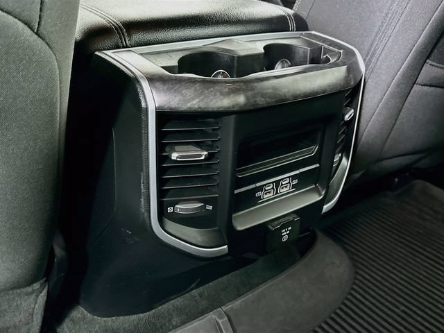 Used 2022 RAM 1500 Big Horn AWD/4WD image 32