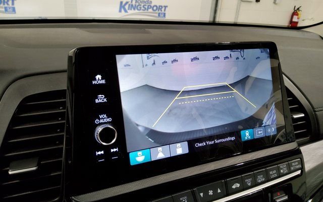 Used 2025 Honda Odyssey Elite image 25