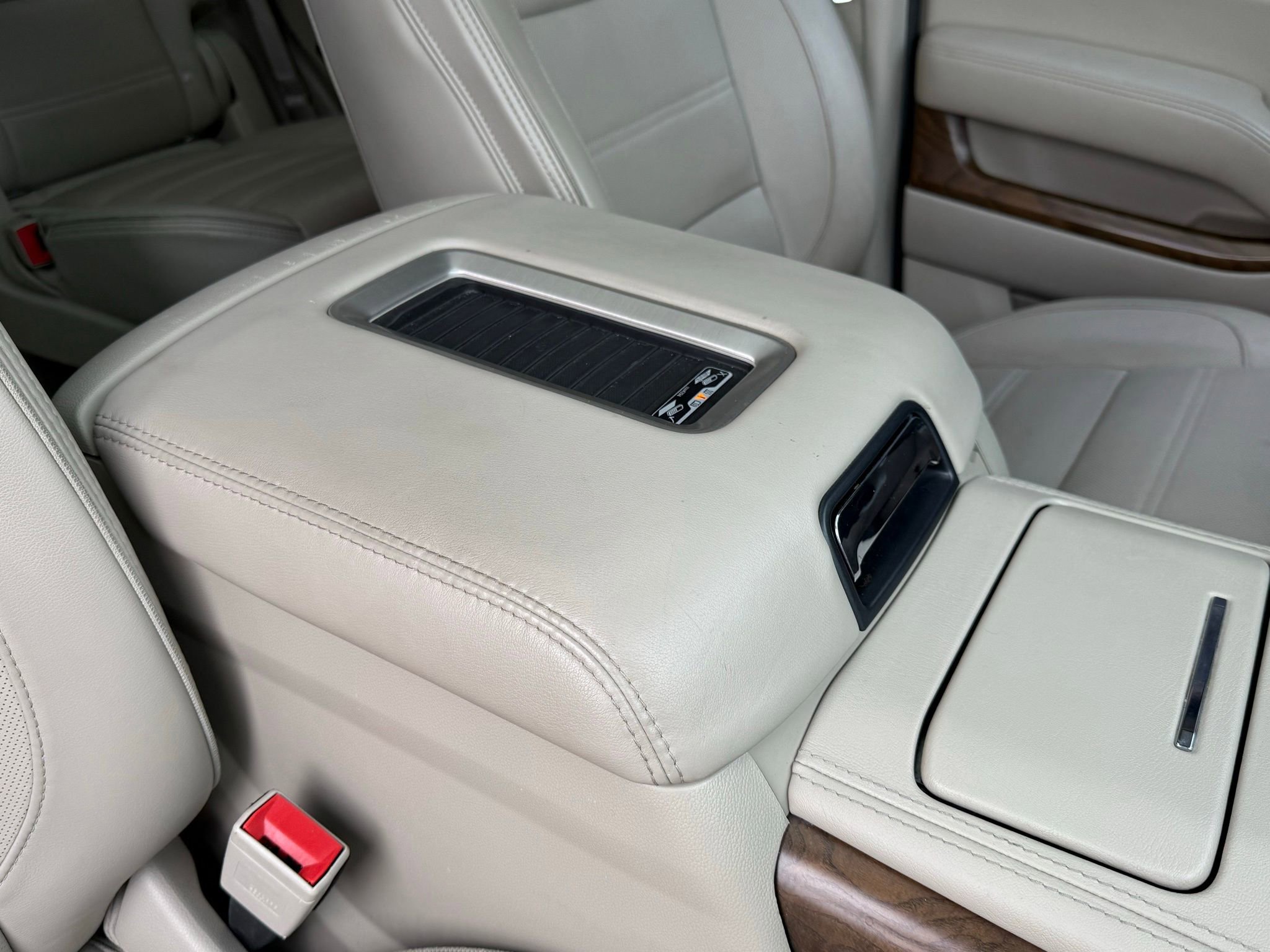 Used 2019 GMC Yukon Denali image 21