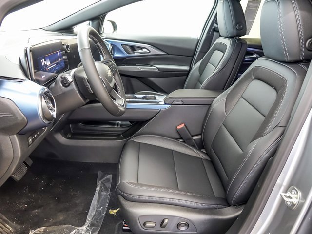 New 2026 Chevrolet Equinox EV LT image 10