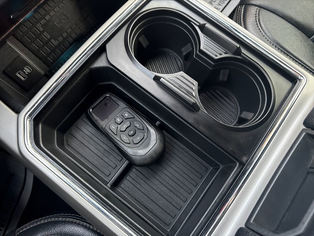 Used 2022 Ford F350 Lariat w/ Lariat Ultimate Package image 47