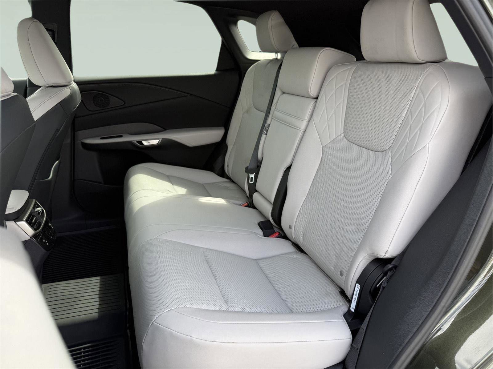 Used 2025 Lexus RX 350 Premium w/ Accessory Package image 22