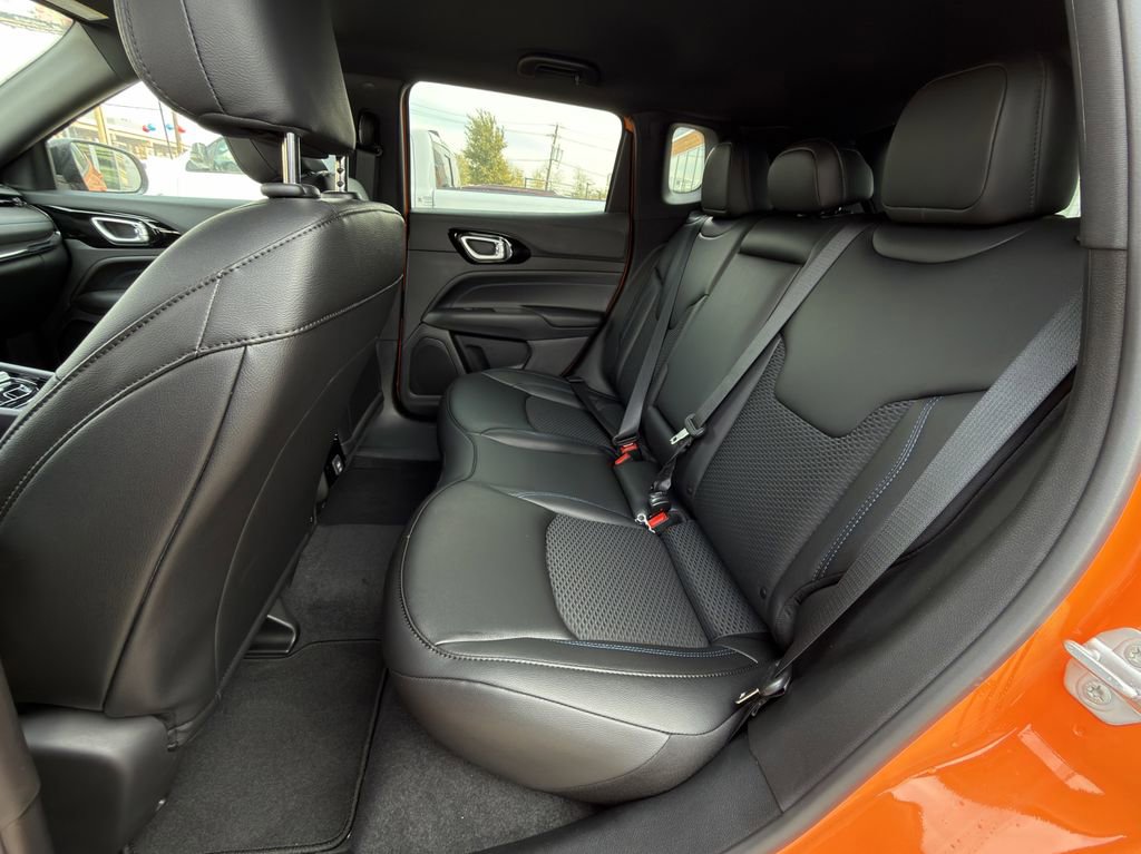 New 2026 Jeep Compass Latitude image 20