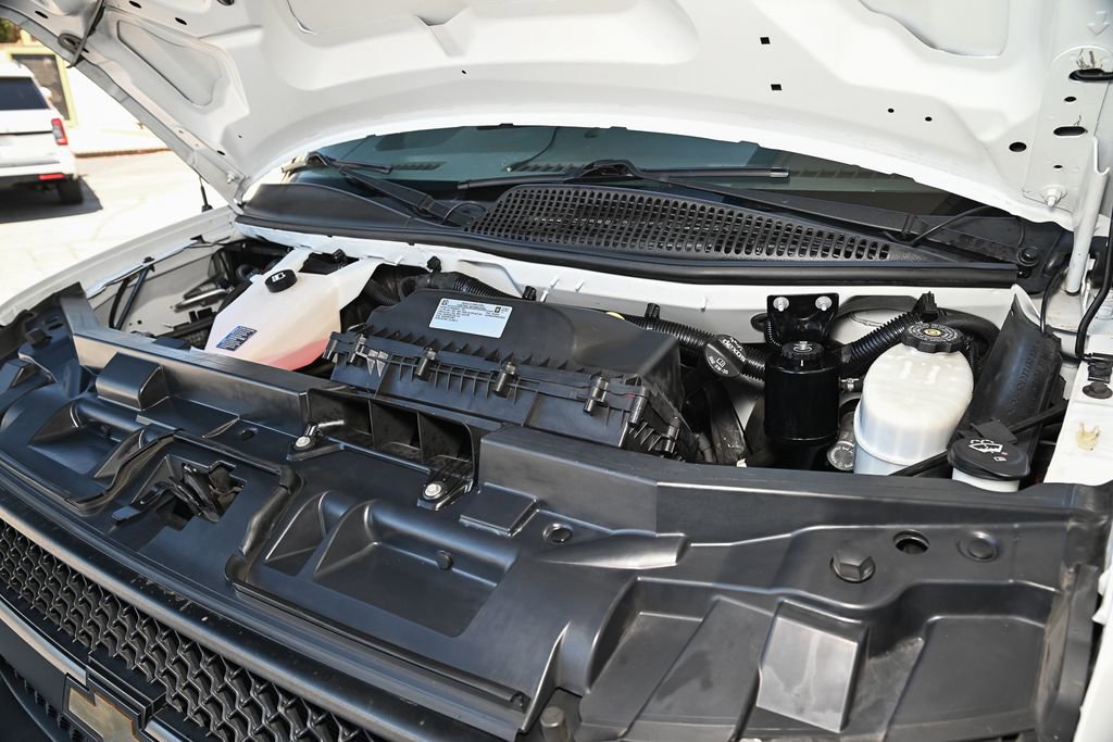 Used 2021 Chevrolet Express 2500 RWD image 13