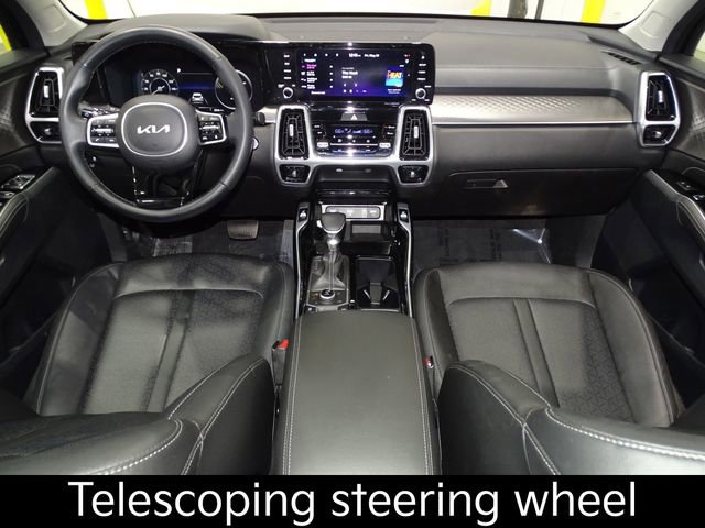 Certified 2023 Kia Sorento SX image 32