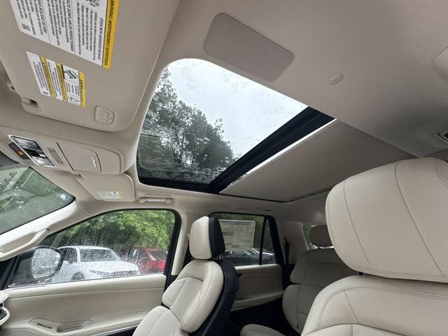 New 2027 Lincoln Navigator Reserve AWD/4WD image 22