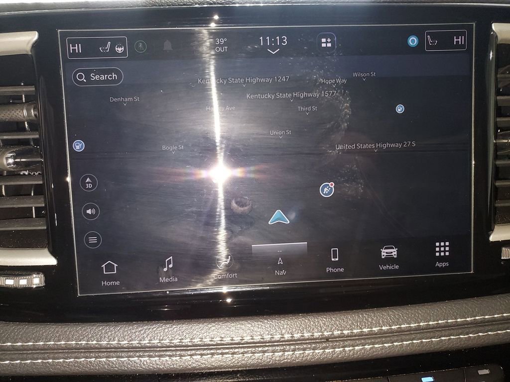 Used 2024 Chrysler Pacifica Select image 24