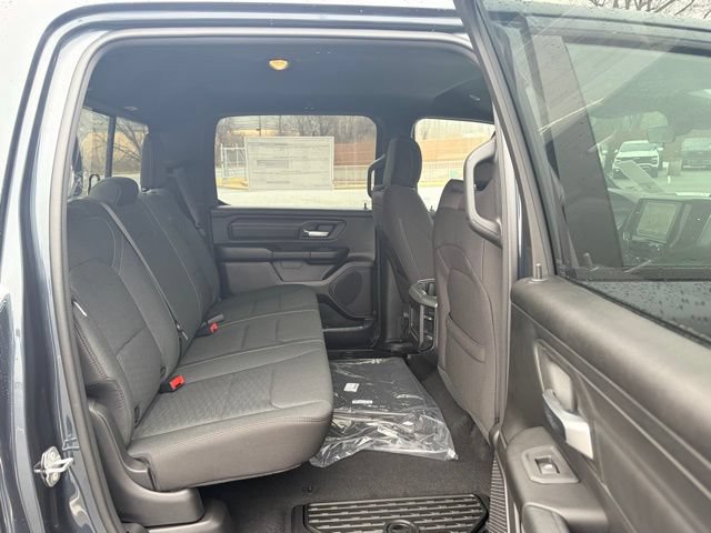 New 2026 RAM 1500 Express AWD/4WD image 25