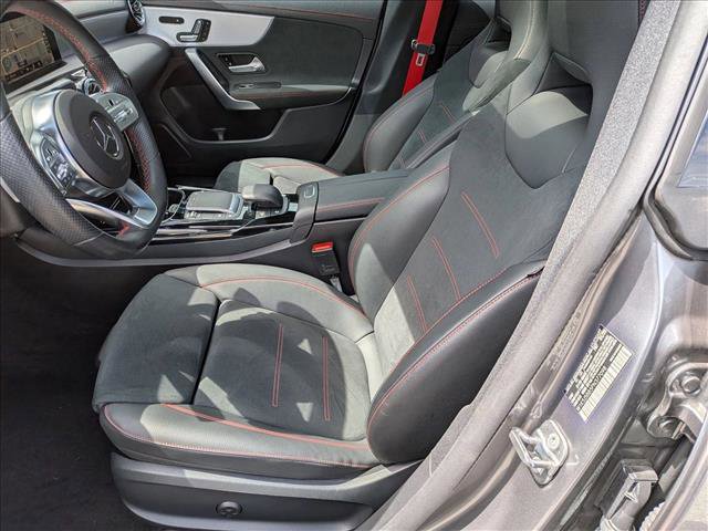 Used 2023 Mercedes-Benz CLA 35 AMG 4MATIC image 16