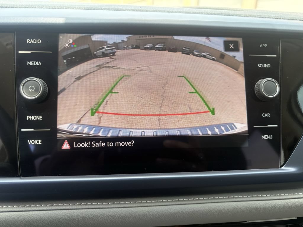 Used 2024 Volkswagen Taos SE FWD image 20