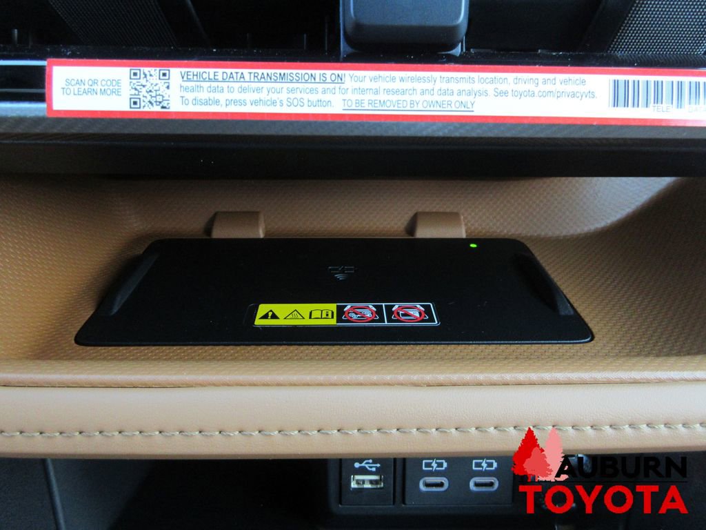 New 2026 Toyota Highlander Platinum image 18