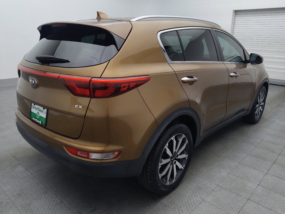 Used 2017 Kia Sportage EX image 9
