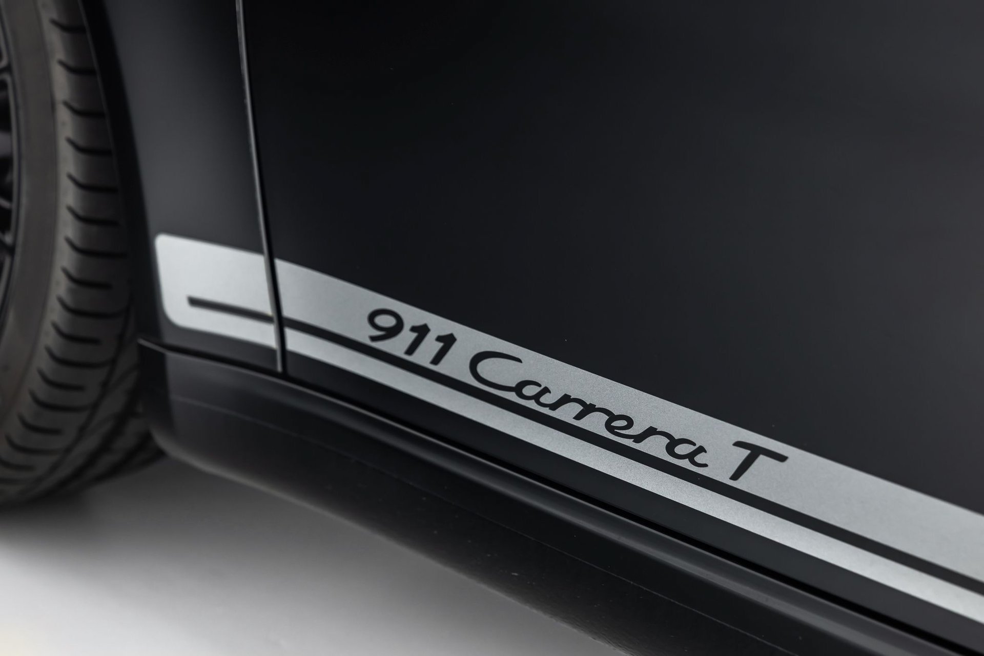 Used 2019 Porsche 911 Carrera image 32