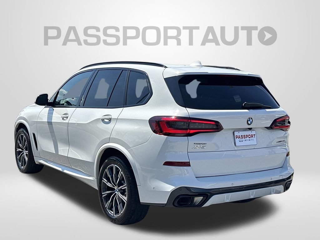 Used 2023 BMW X5 xDrive40i w/ M Sport Package AWD/4WD image 2