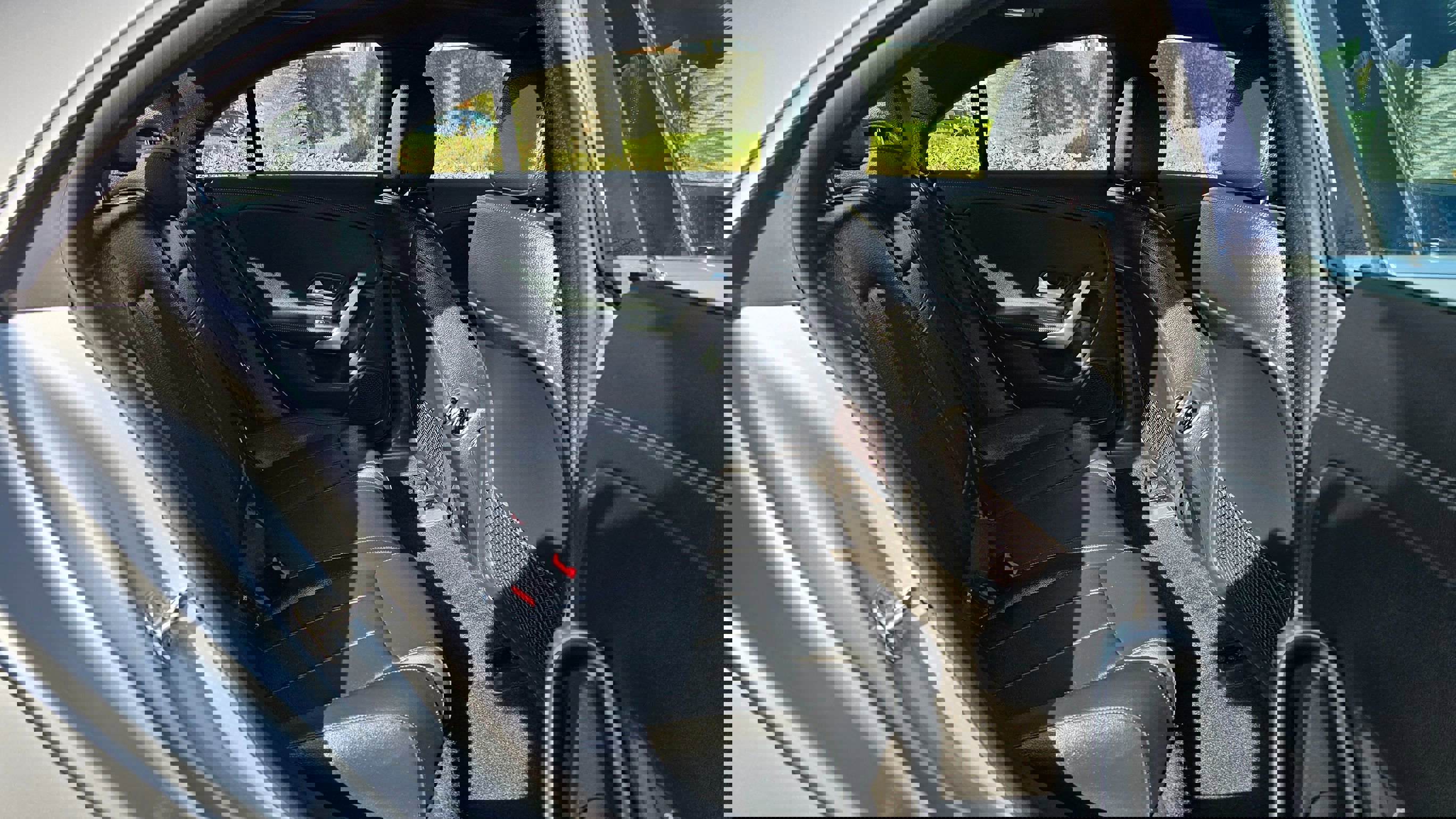 Used 2025 Mercedes-Benz CLA 250 4MATIC image 26