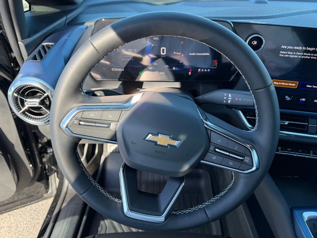 New 2026 Chevrolet Equinox EV LT AWD/4WD image 12