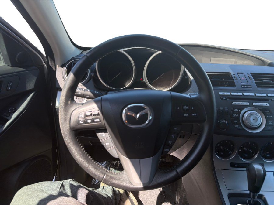 Used 2011 MAZDA MAZDA3 s Sport FWD image 18