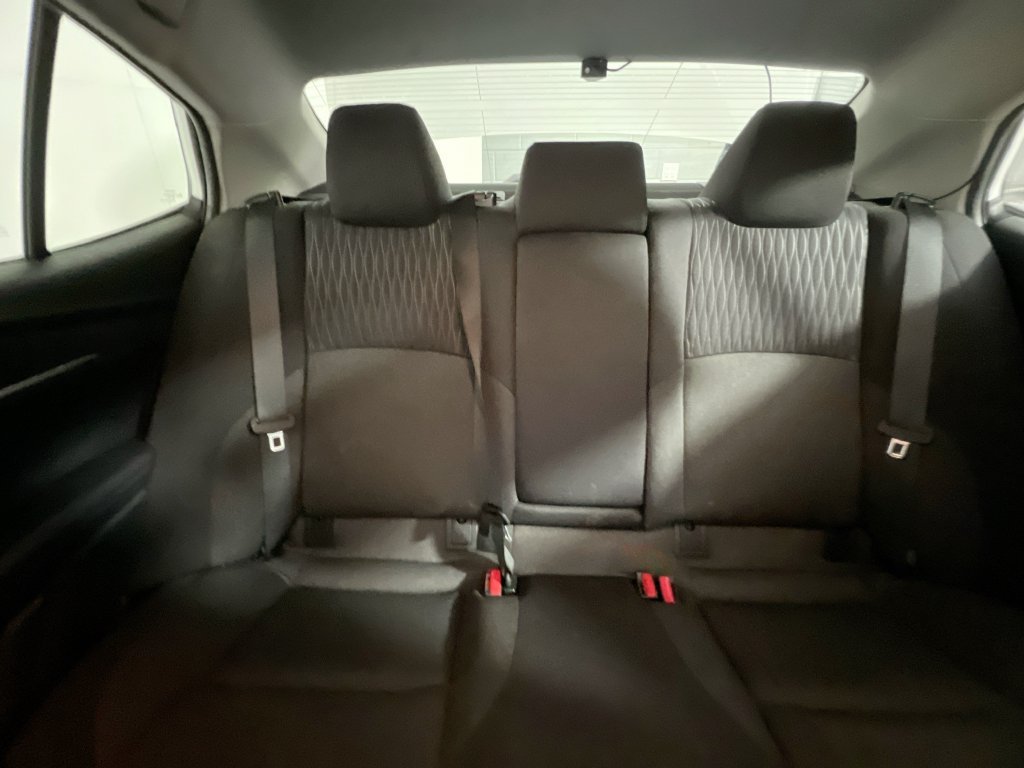 Used 2025 Toyota Camry LE FWD image 30