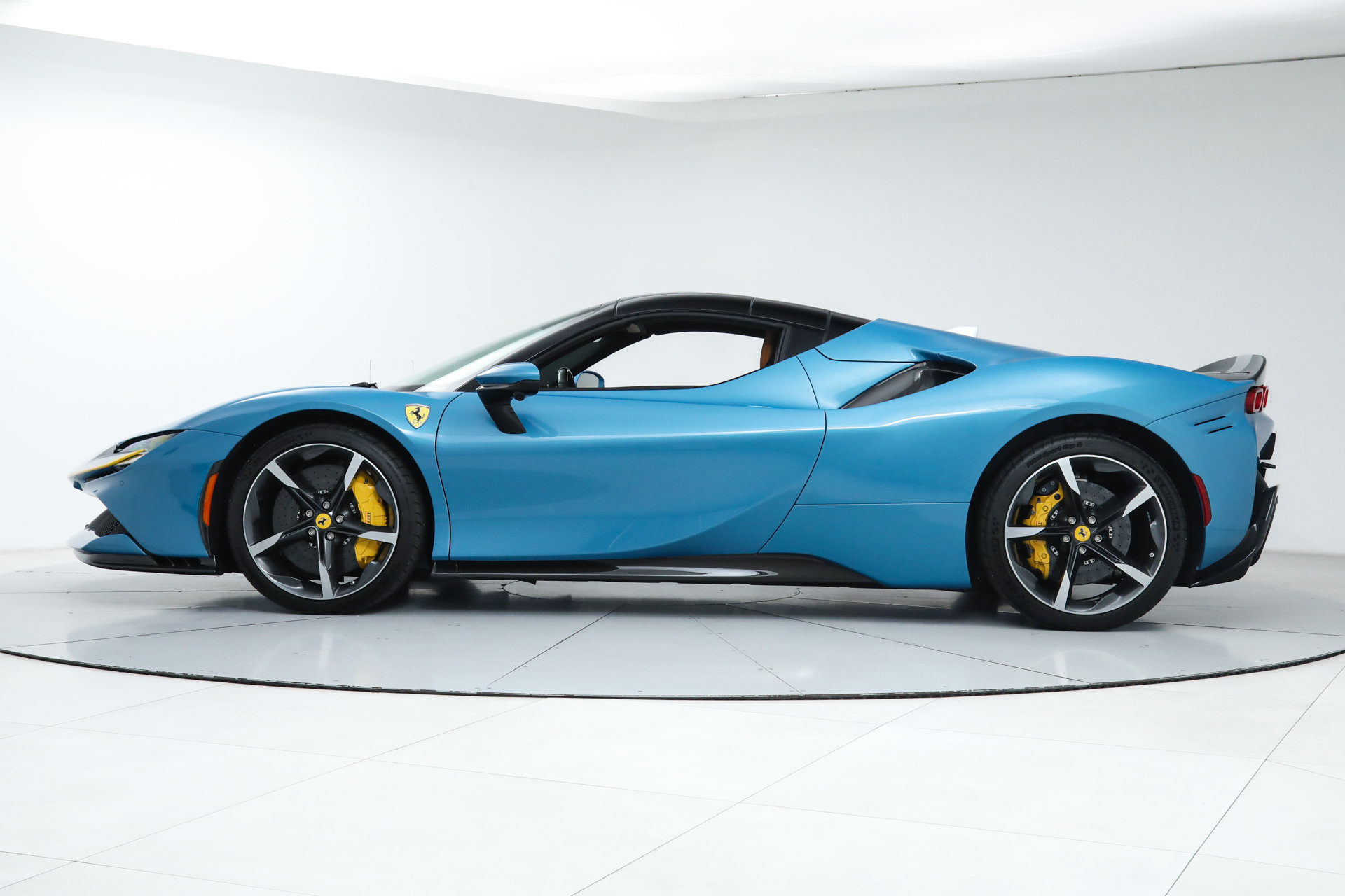 Certified 2024 Ferrari SF90 Spider AWD/4WD image 24