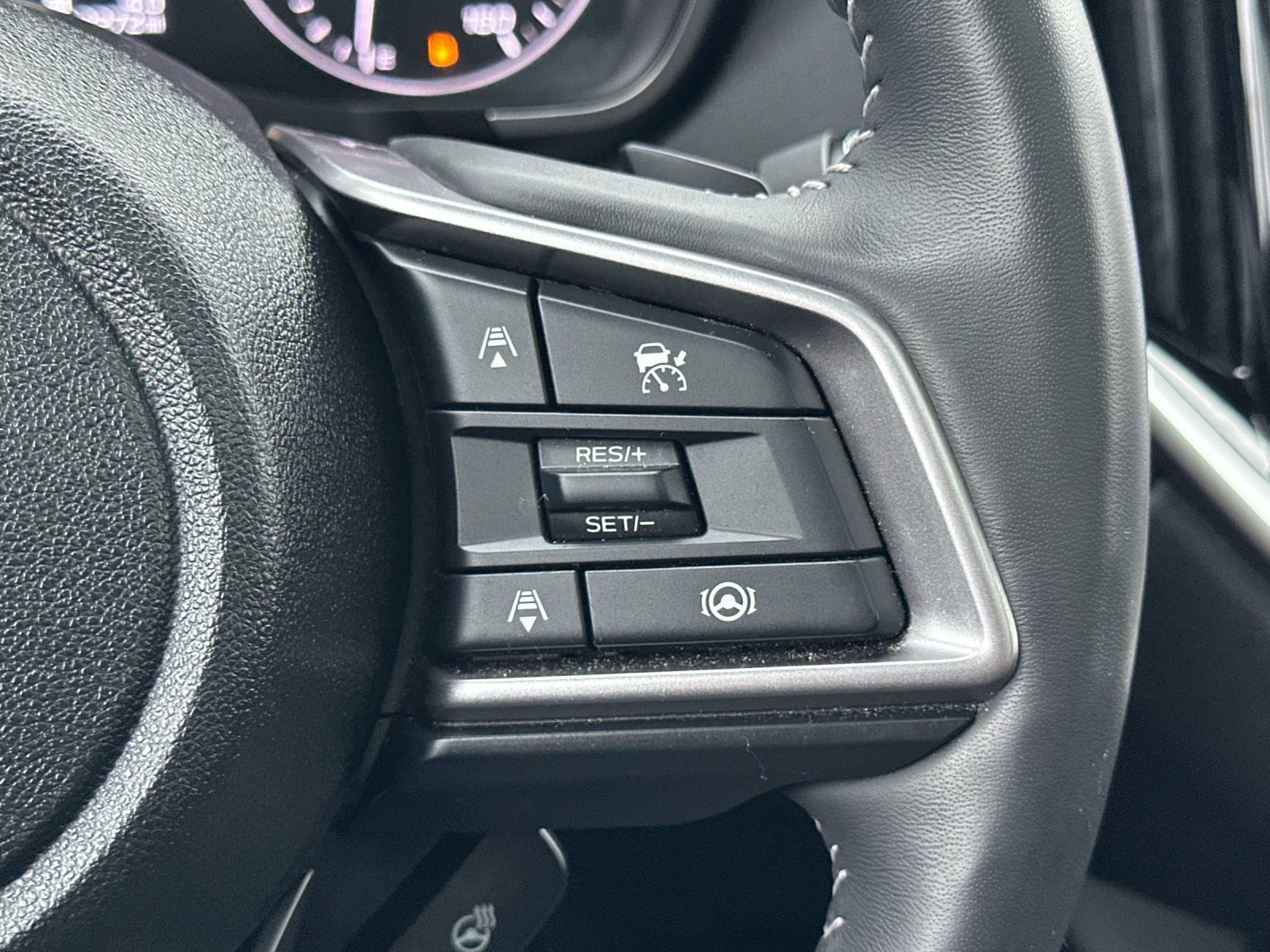 Used 2023 Subaru Ascent Touring image 25