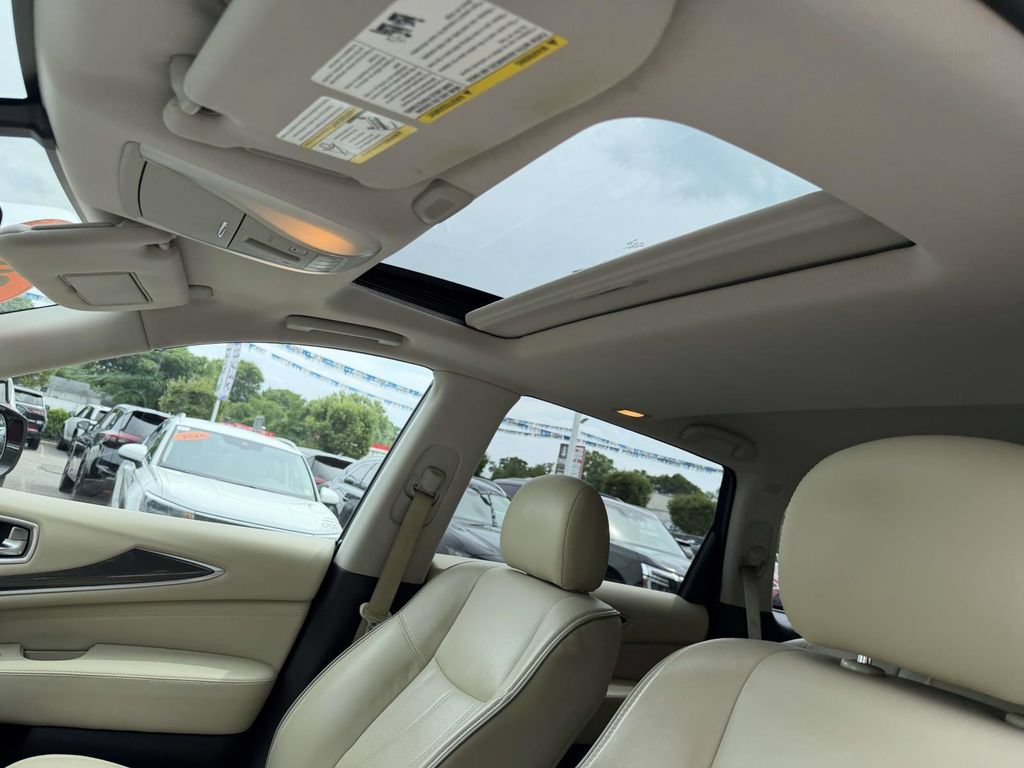 Used 2019 INFINITI QX60 Luxe w/ Essential Package AWD/4WD image 19