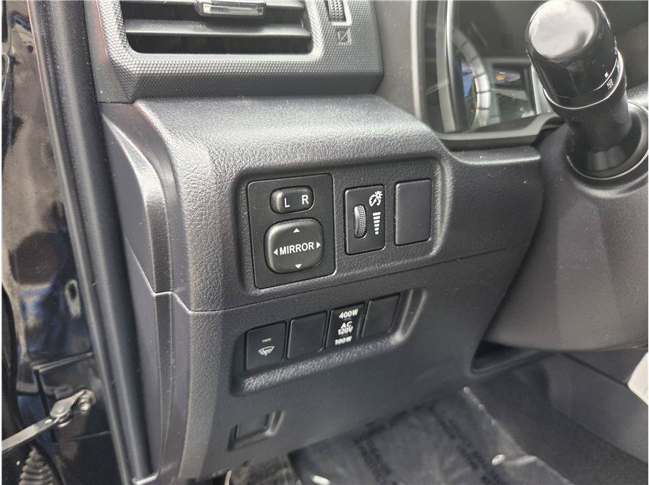 Used 2017 Toyota 4Runner SR5 Premium AWD/4WD image 15