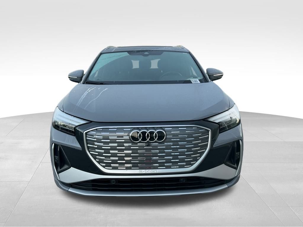 Used 2023 Audi Q4 e-tron Premium w/ Convenience Package image 8