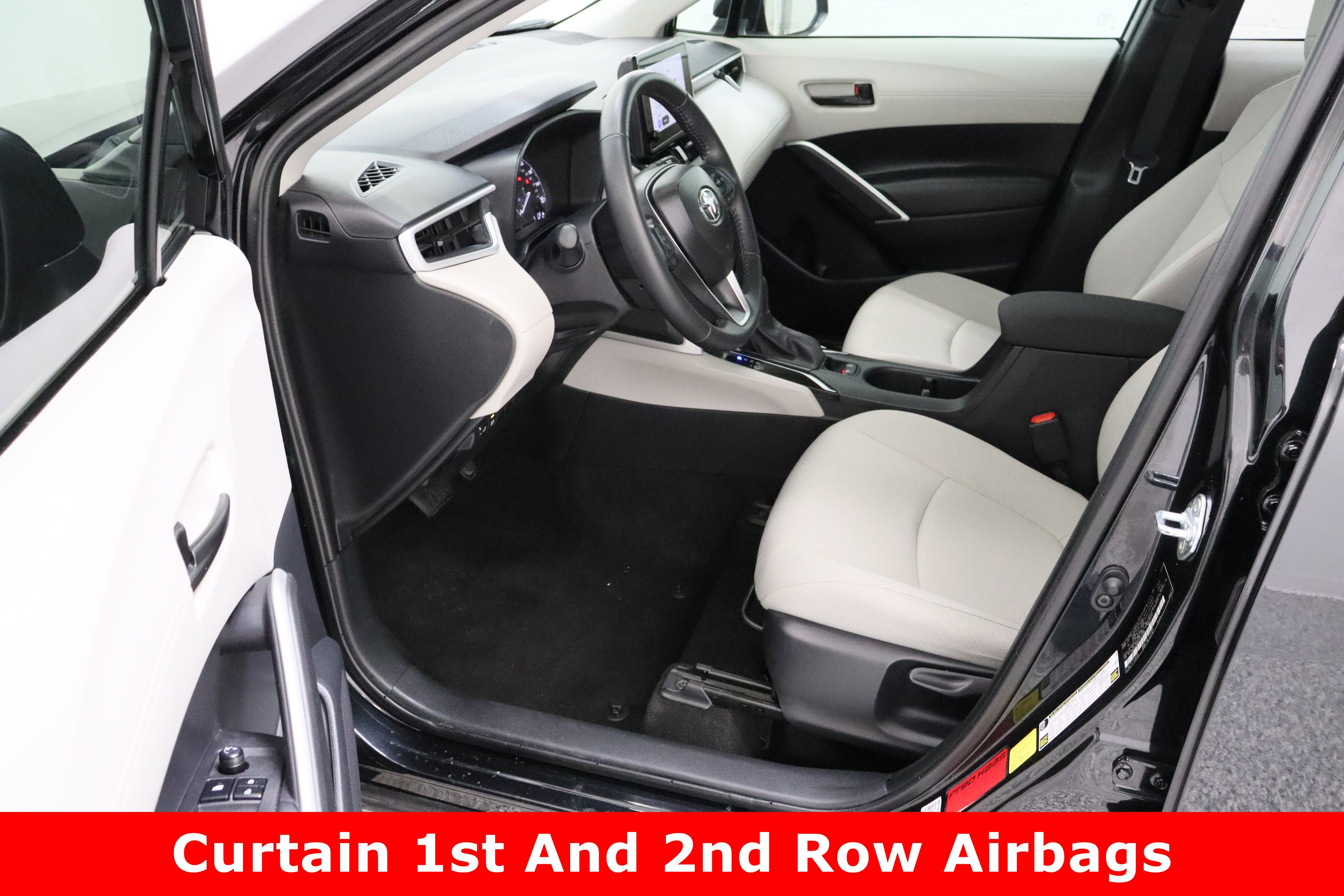 Certified 2025 Toyota Corolla Cross LE image 14