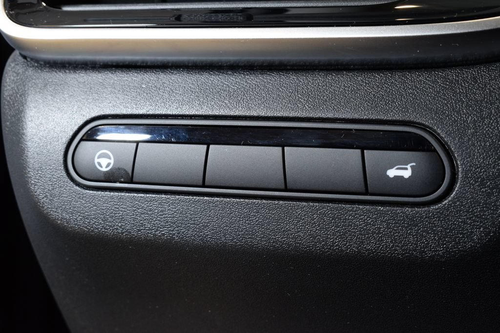 Certified 2026 INFINITI QX60 Luxe w/ Family Package AWD/4WD image 19