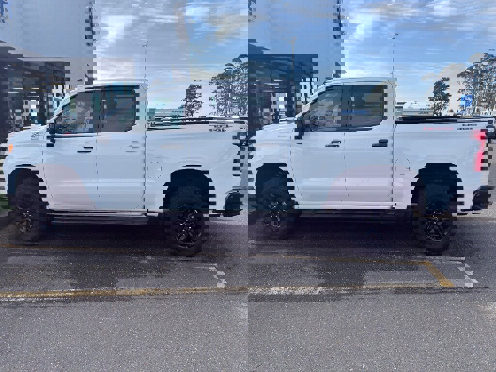 Used 2023 Chevrolet Silverado 1500 LT Trail Boss w/ Protection Package image 2