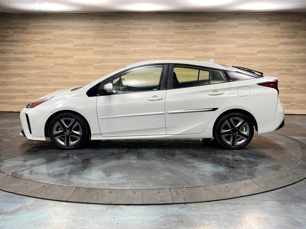 Used 2019 Toyota Prius XLE FWD image 18