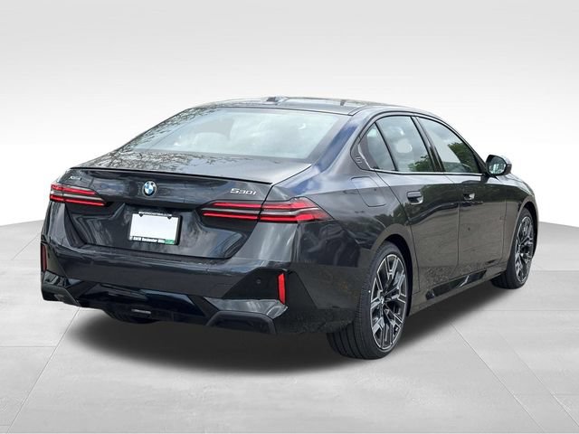 New 2027 BMW 530i xDrive w/ M Sport Package AWD/4WD image 4