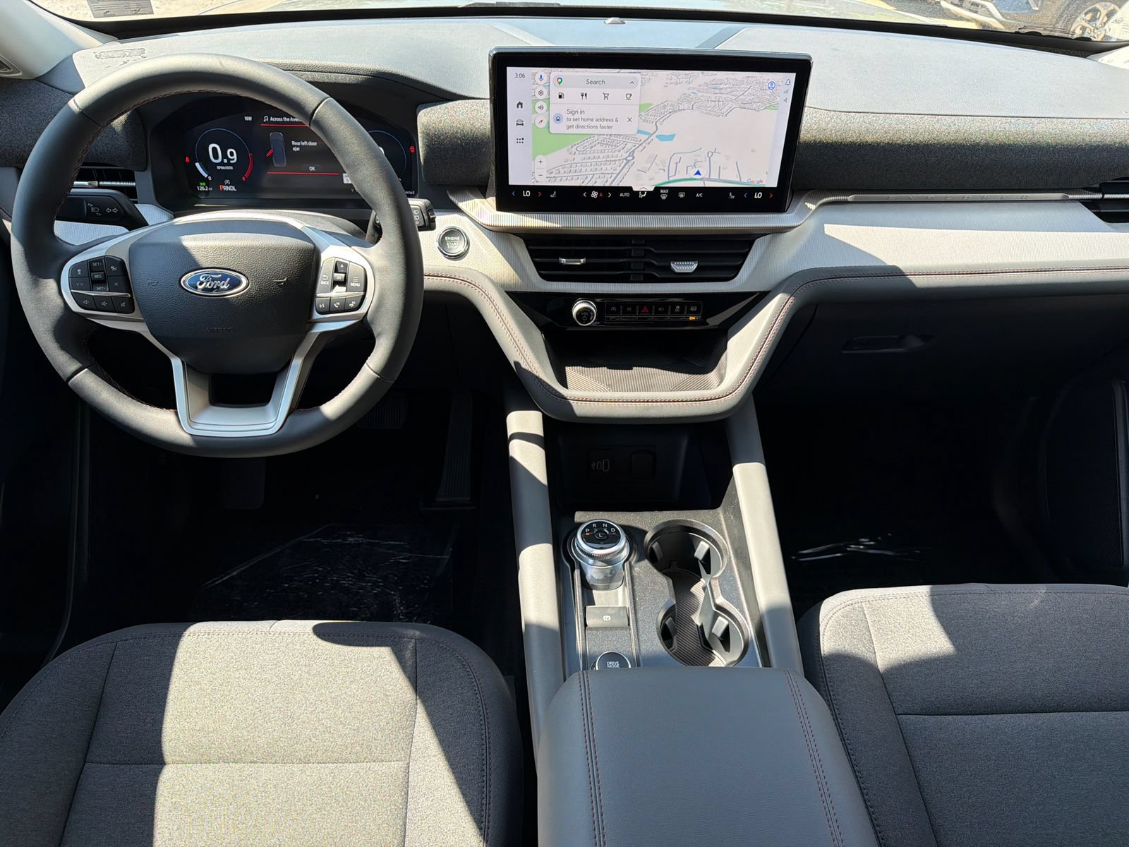New 2026 Ford Explorer Active AWD/4WD image 17