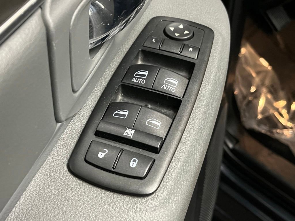 Used 2015 RAM 1500 Big Horn AWD/4WD image 14